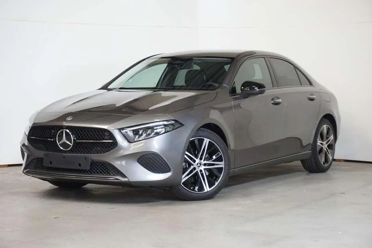 Photo 1 : Mercedes-benz Classe A 2023 Petrol