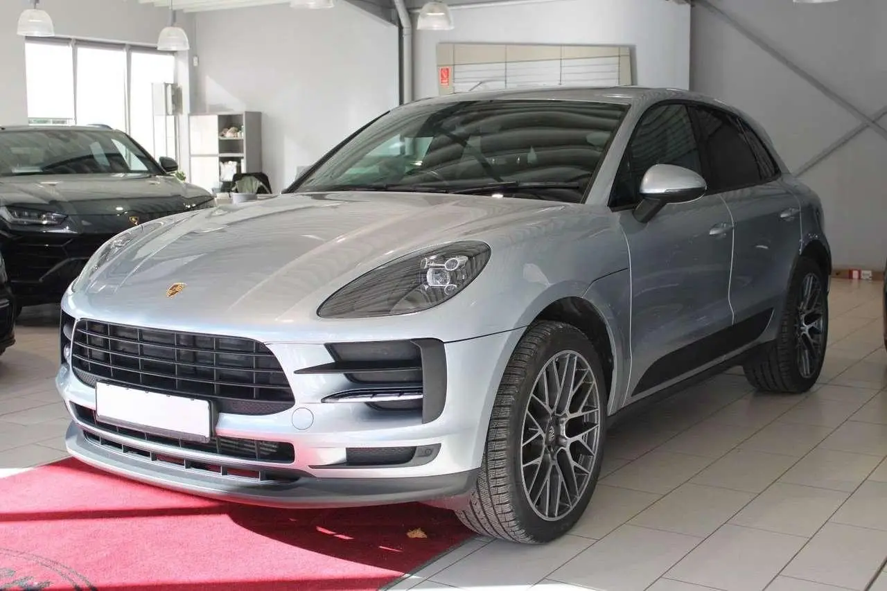 Photo 1 : Porsche Macan 2019 Essence