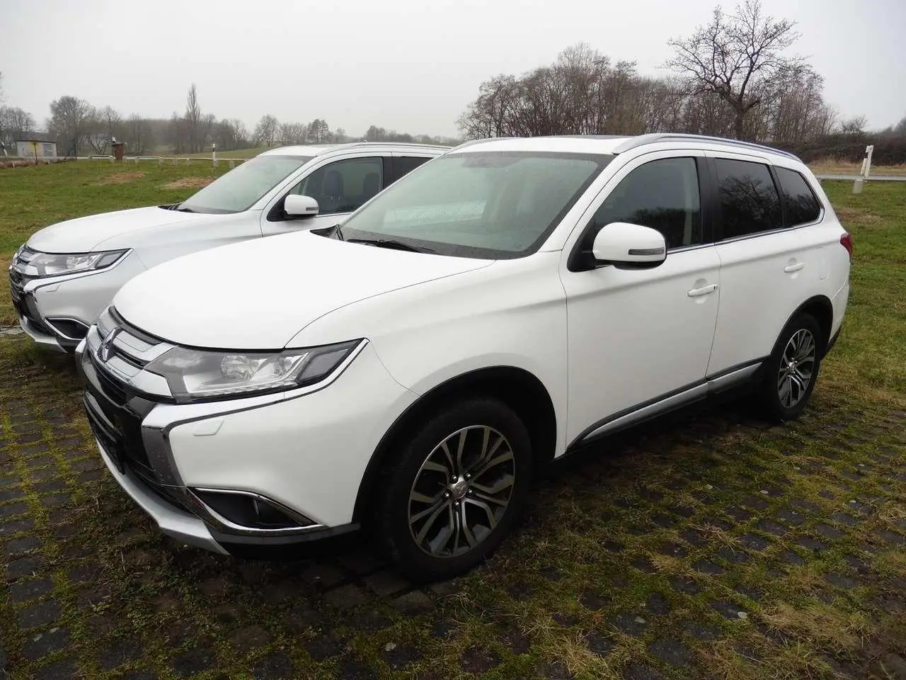 Photo 1 : Mitsubishi Outlander 2016 Diesel