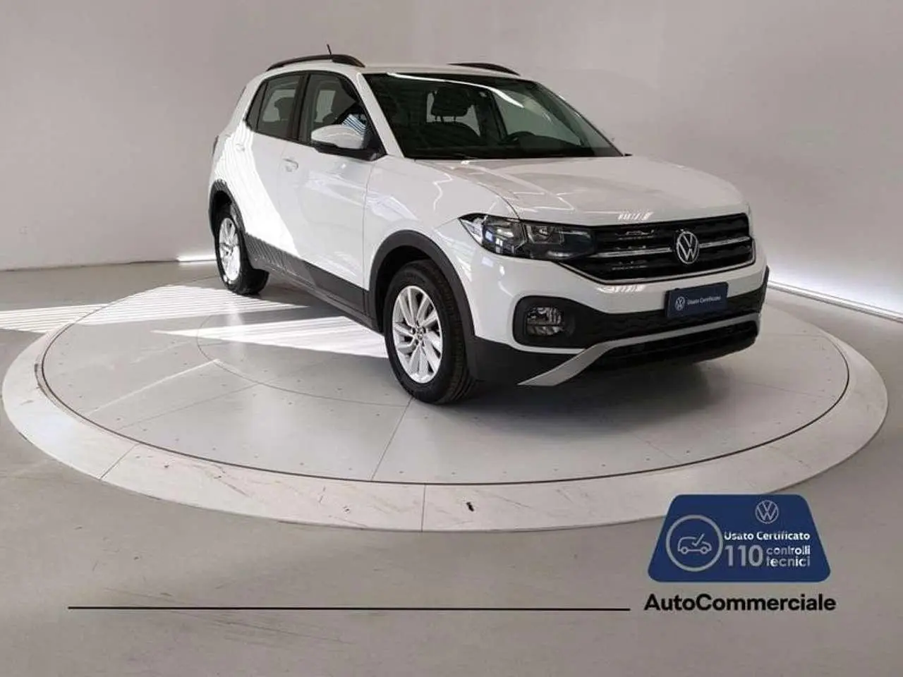 Photo 1 : Volkswagen T-cross 2022 Essence