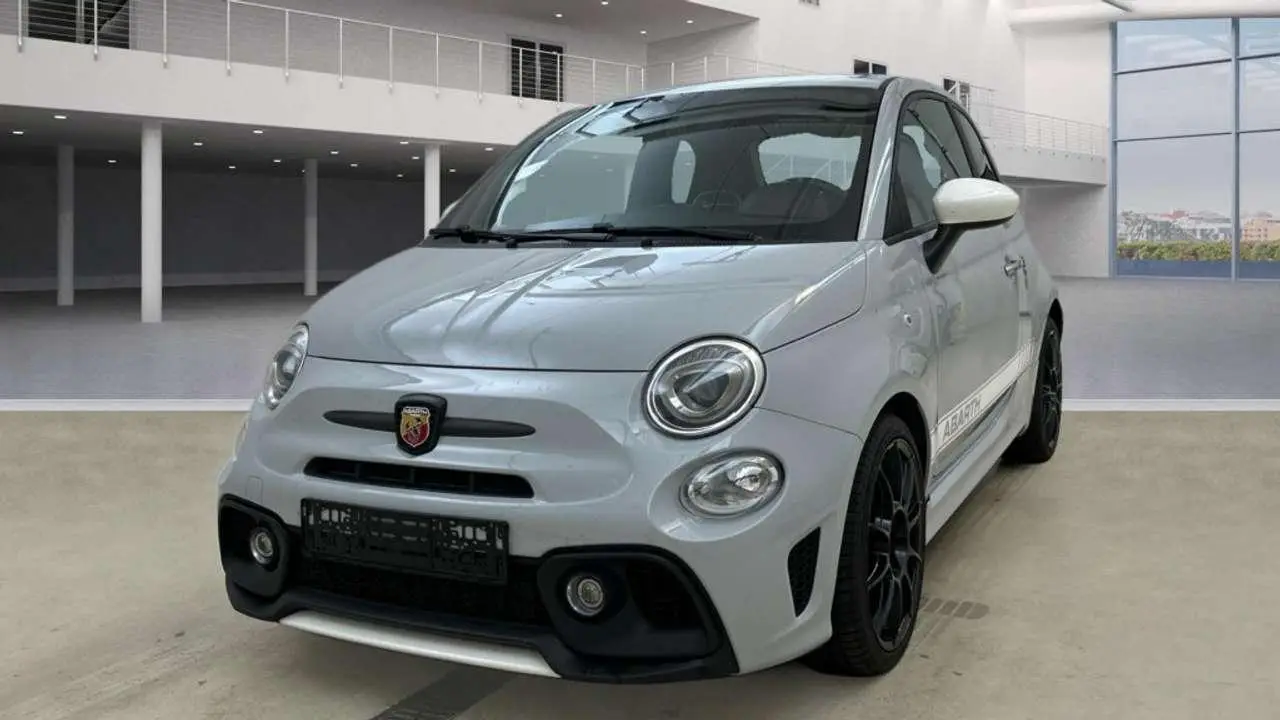 Photo 1 : Abarth 595 2020 Petrol