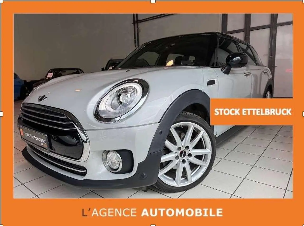 Photo 1 : Mini Cooper 2018 Diesel