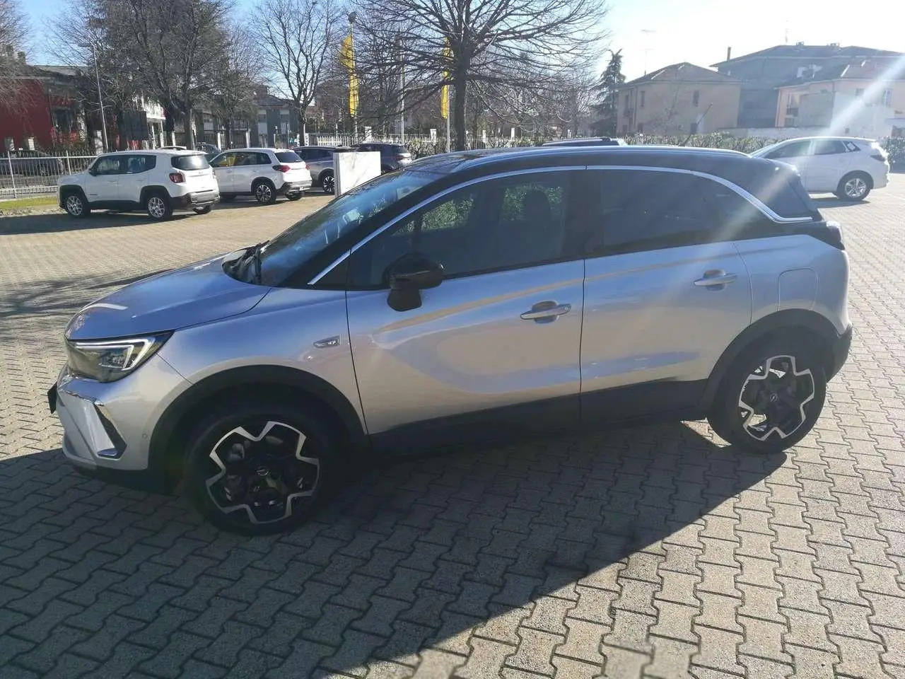 Photo 1 : Opel Crossland 2023 Diesel