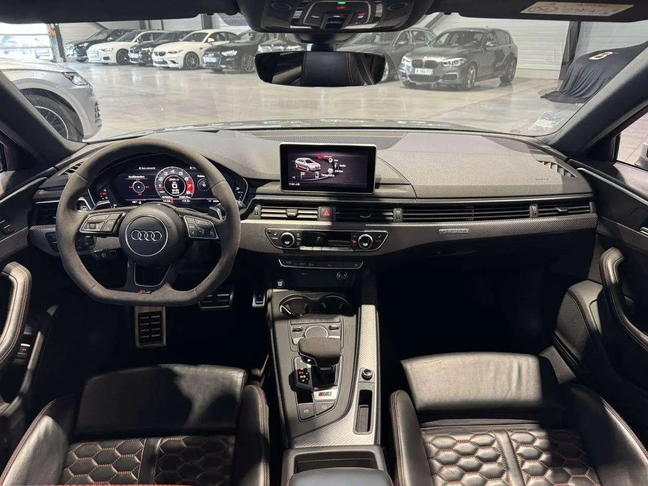 Photo 1 : Audi A4 2018 Essence