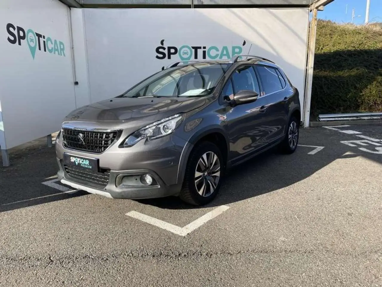 Photo 1 : Peugeot 2008 2016 Petrol