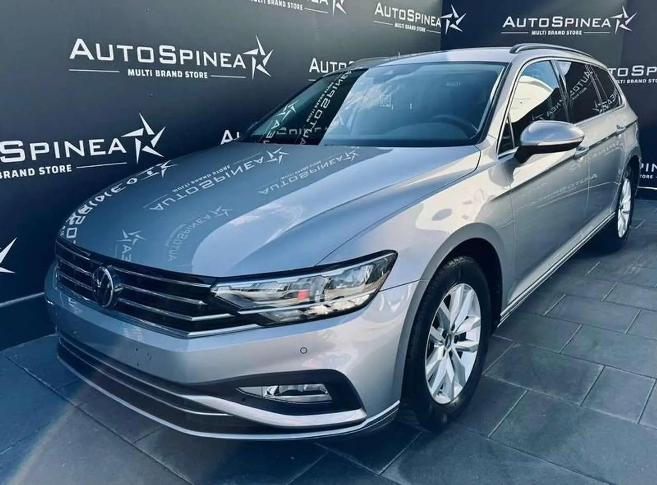 Photo 1 : Volkswagen Passat 2021 Diesel