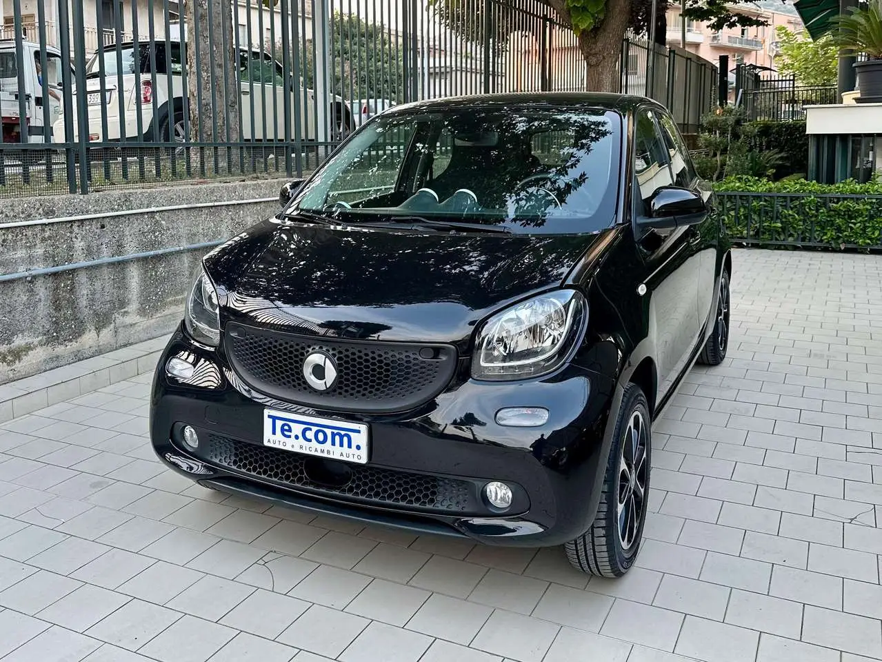 Photo 1 : Smart Forfour 2018 Petrol