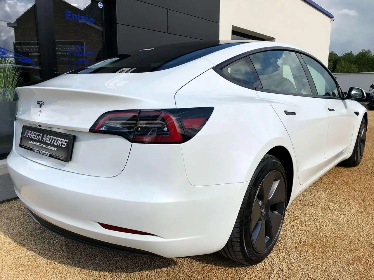 Photo 1 : Tesla Model 3 2022 Electric