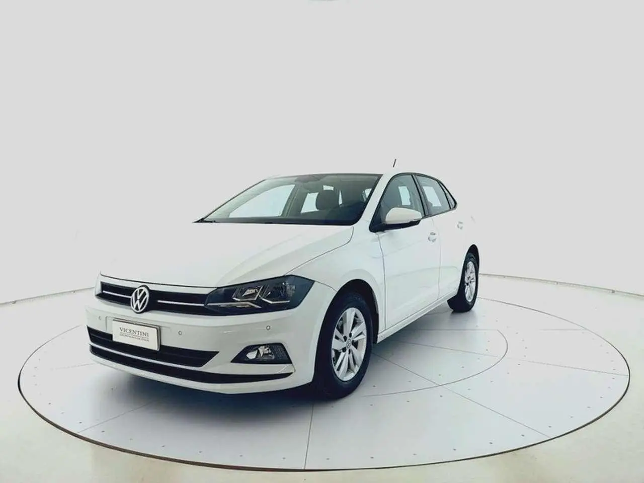 Photo 1 : Volkswagen Polo 2018 Petrol