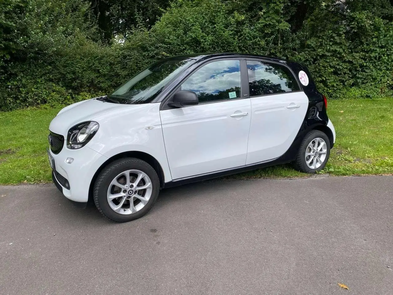 Photo 1 : Smart Forfour 2019 Petrol