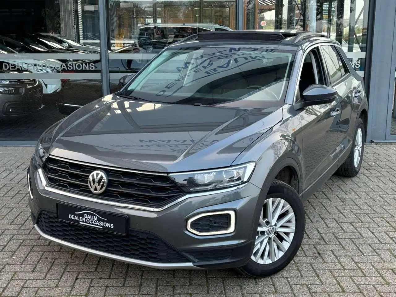 Photo 1 : Volkswagen T-roc 2019 Essence