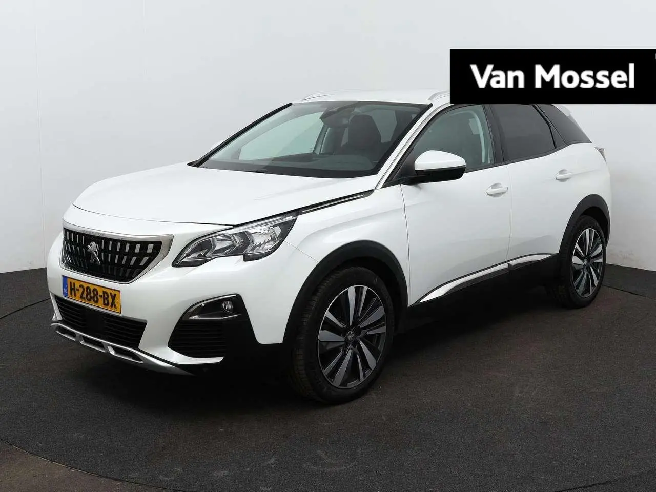 Photo 1 : Peugeot 3008 2019 Petrol