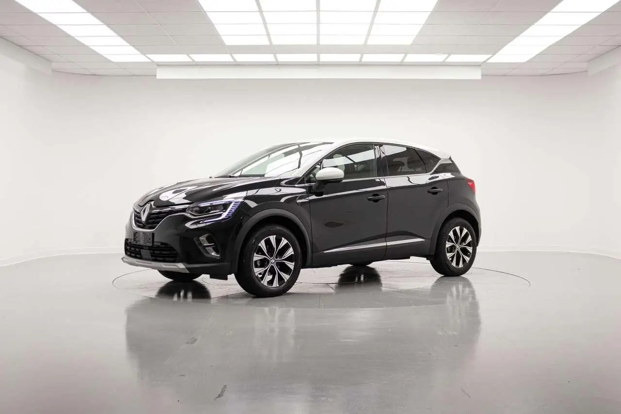 Photo 1 : Renault Captur 2023 Petrol