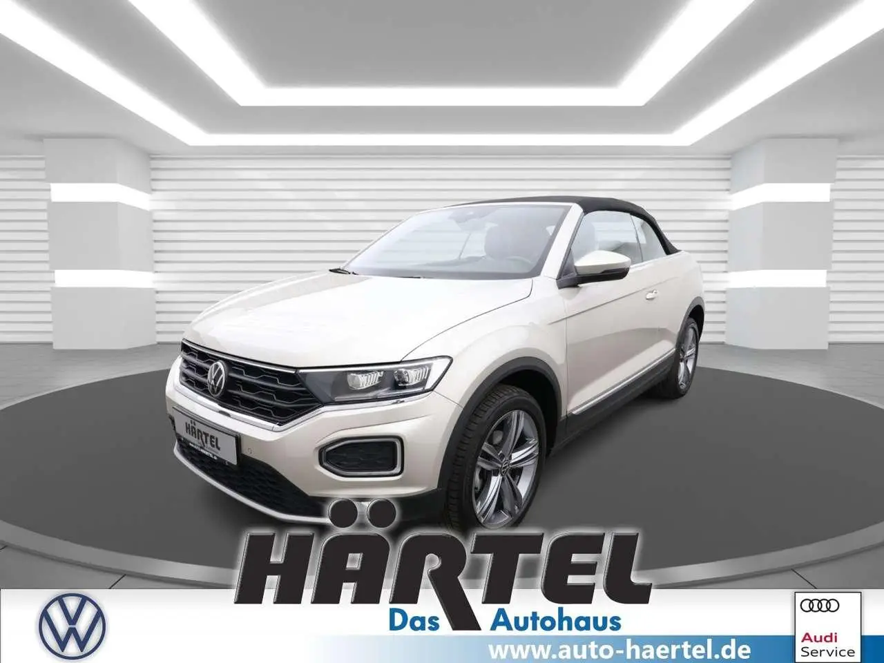 Photo 1 : Volkswagen T-roc 2021 Essence