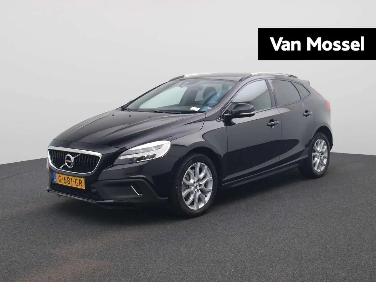 Photo 1 : Volvo V40 2019 Essence