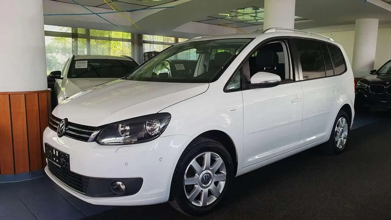 Photo 1 : Volkswagen Touran 2014 Essence