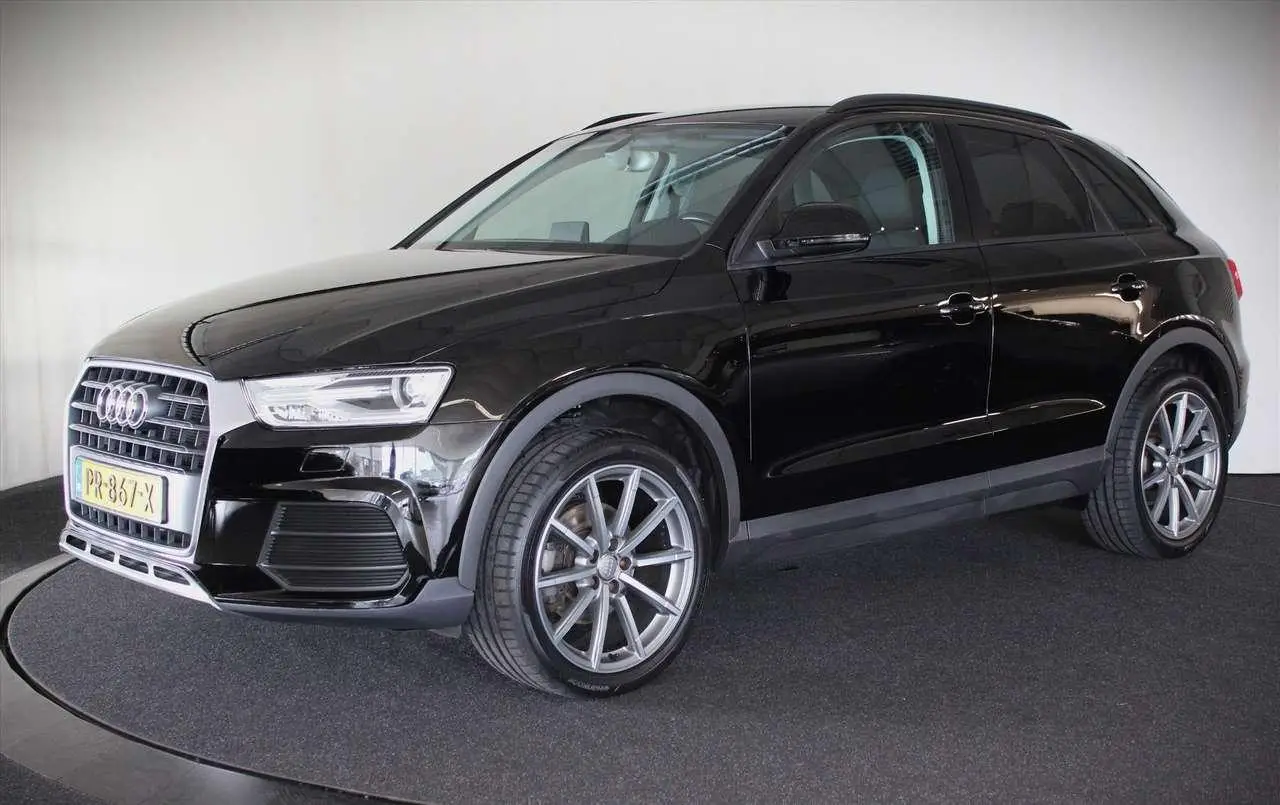 Photo 1 : Audi Q3 2015 Essence