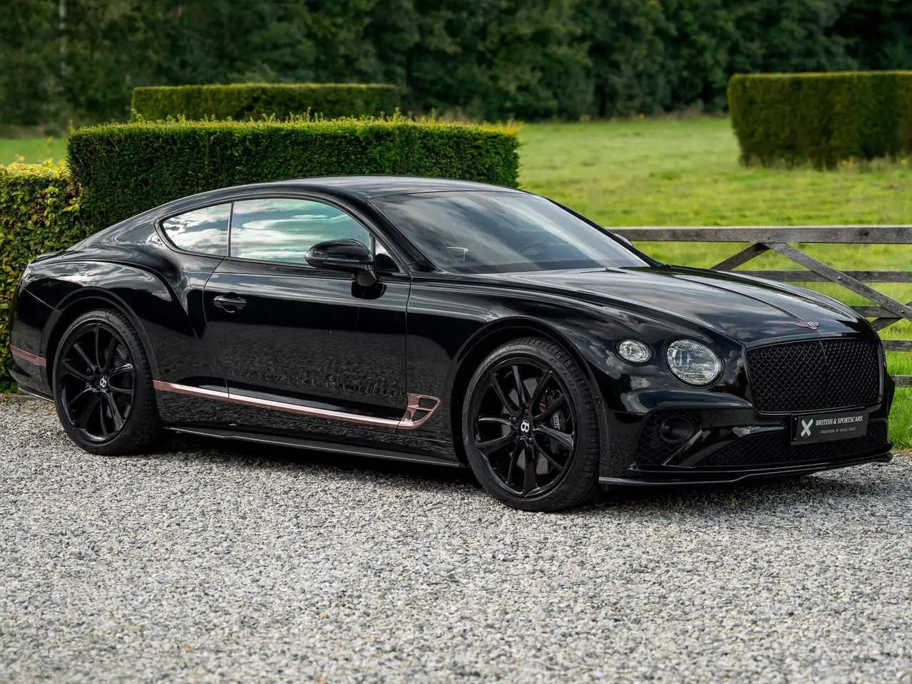 Photo 1 : Bentley Continental 2021 Essence