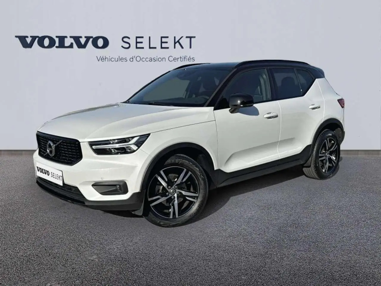 Photo 1 : Volvo Xc40 2021 Petrol