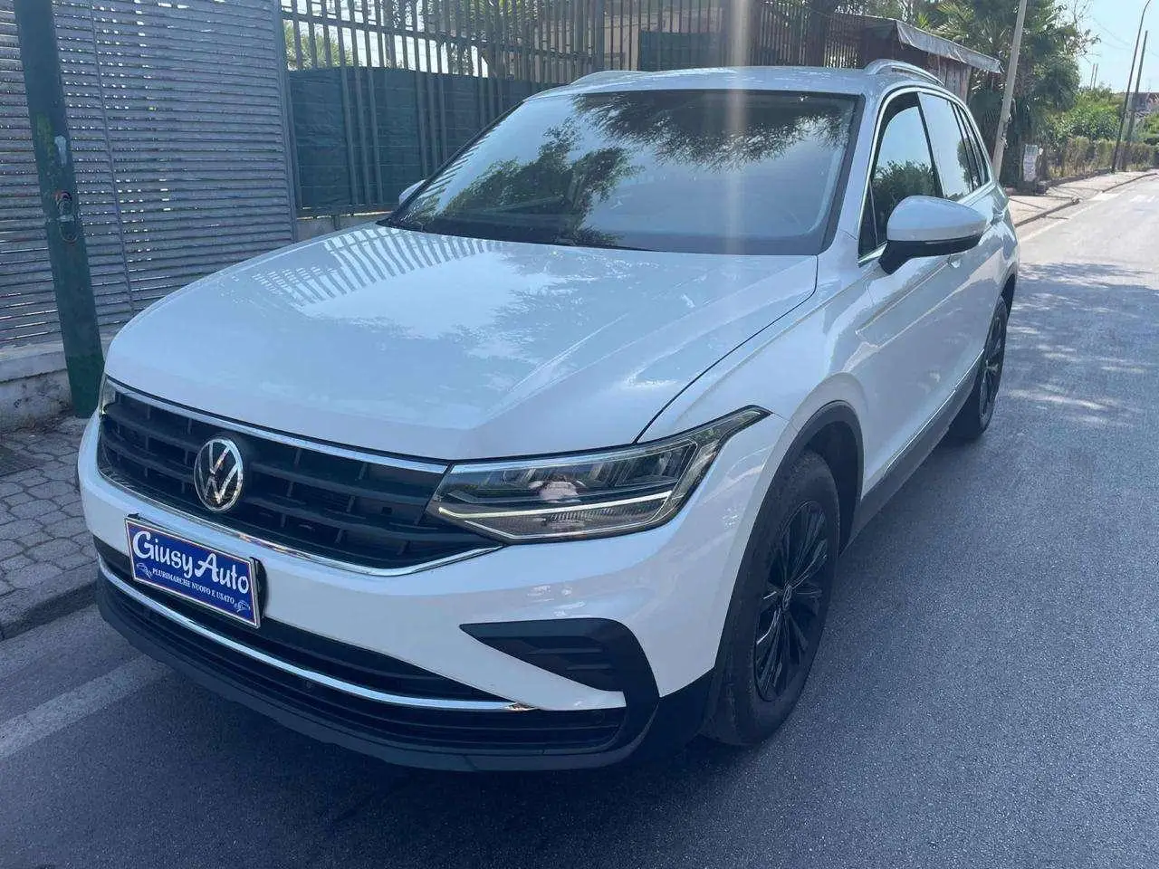 Photo 1 : Volkswagen Tiguan 2021 Diesel