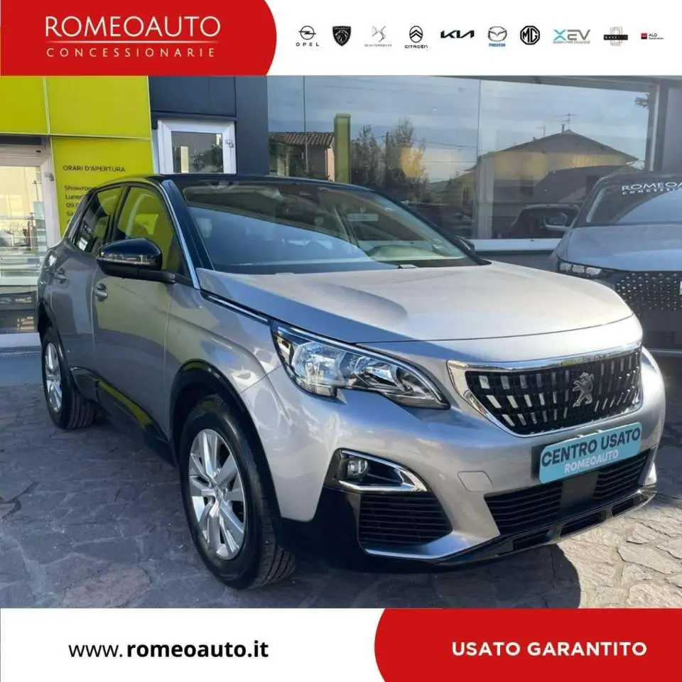 Photo 1 : Peugeot 3008 2018 Diesel