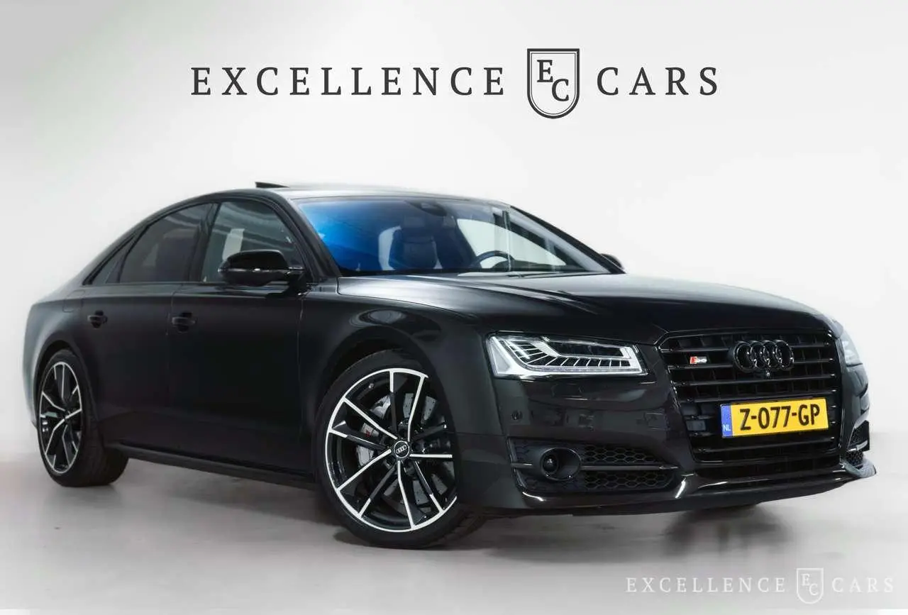 Photo 1 : Audi A8 2017 Essence