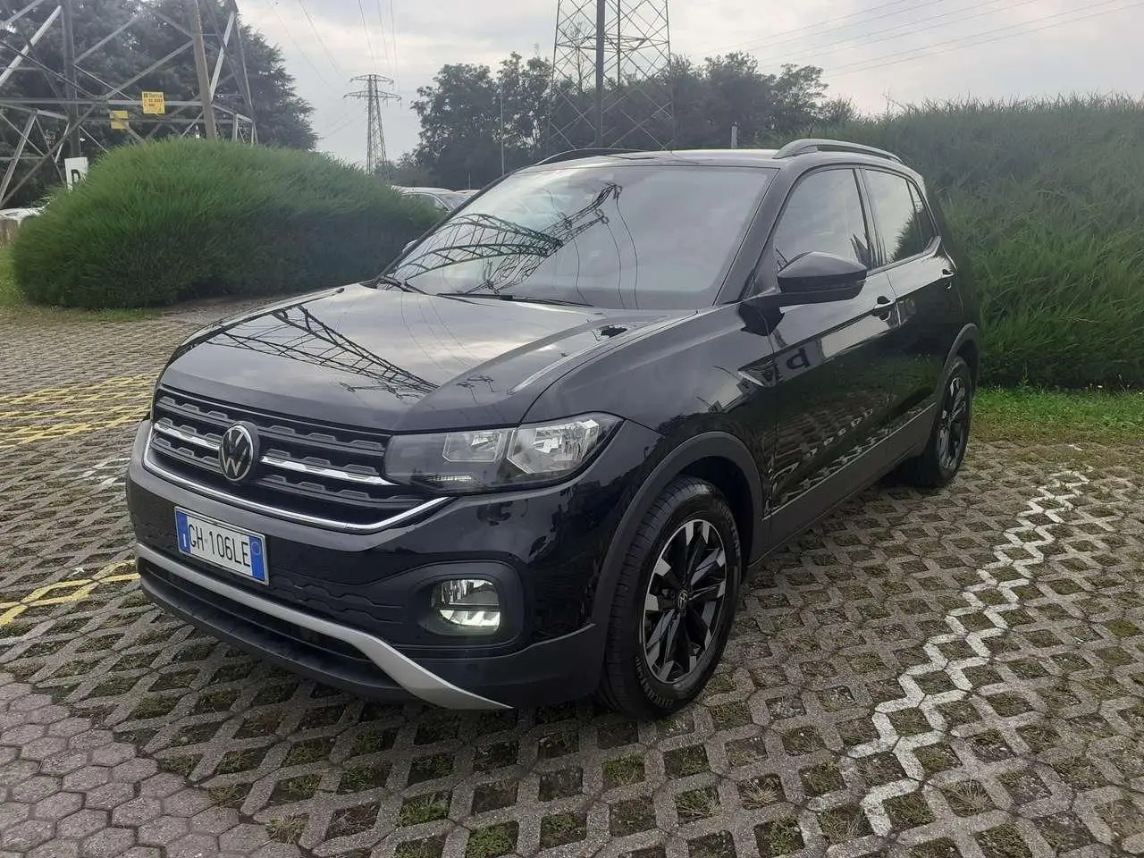 Photo 1 : Volkswagen T-cross 2022 Essence