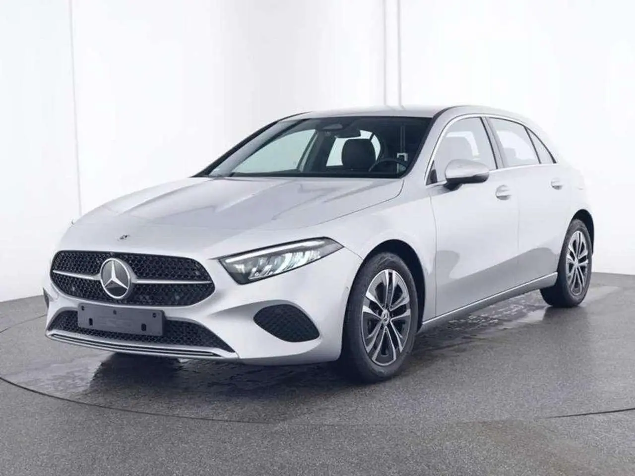 Photo 1 : Mercedes-benz Classe A 2023 Hybrid