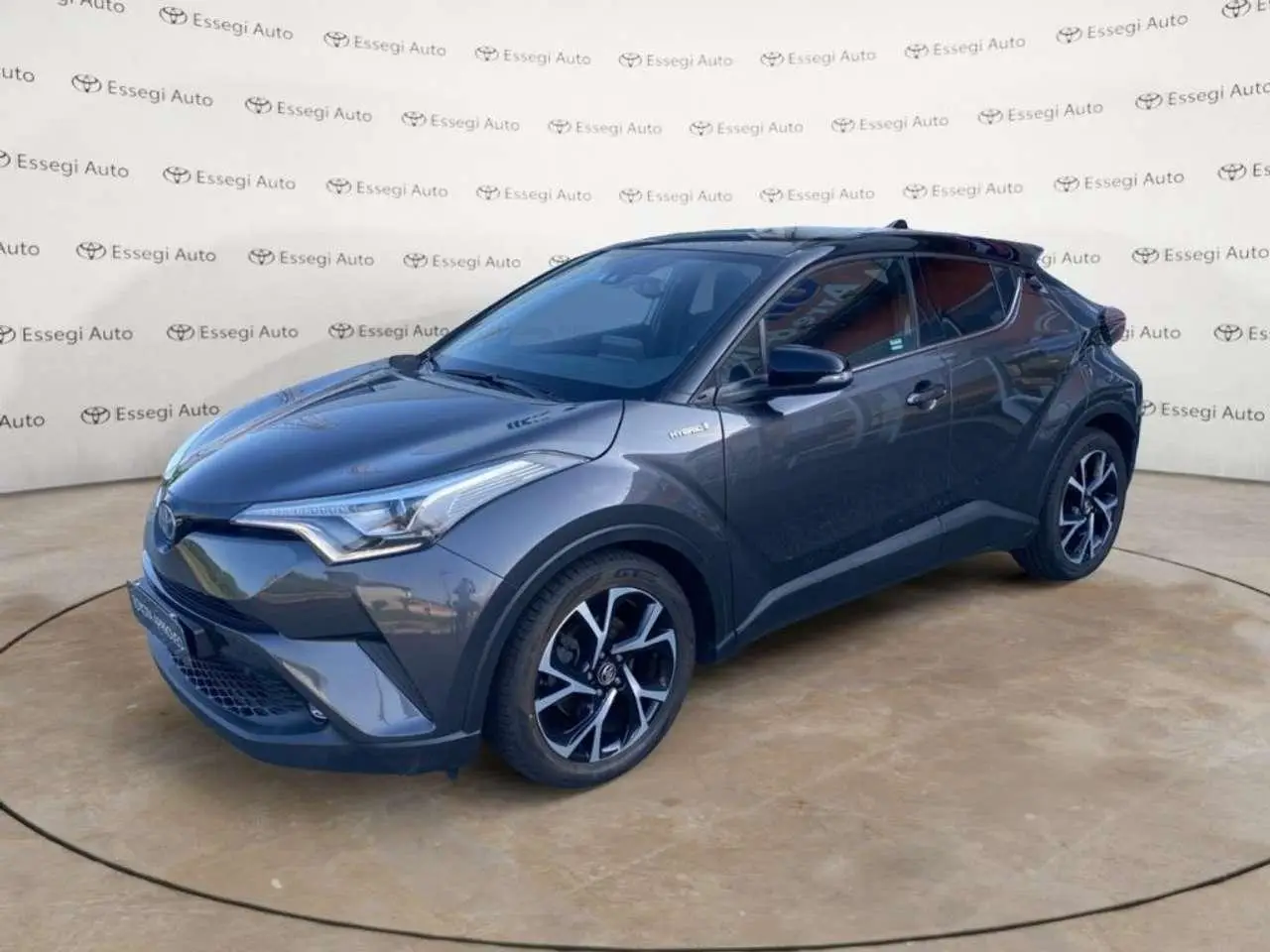 Photo 1 : Toyota C-hr 2019 Hybrid