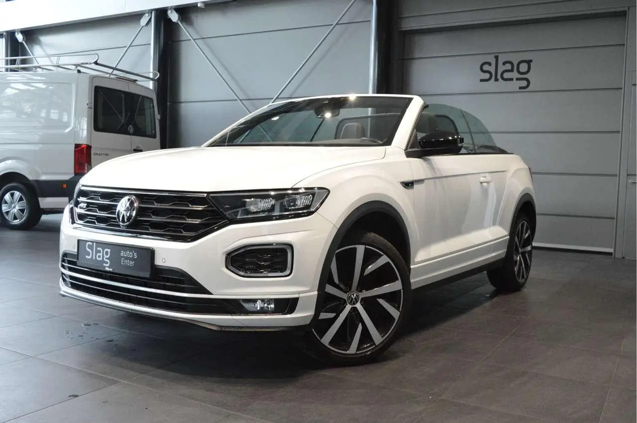 Photo 1 : Volkswagen T-roc 2021 Essence