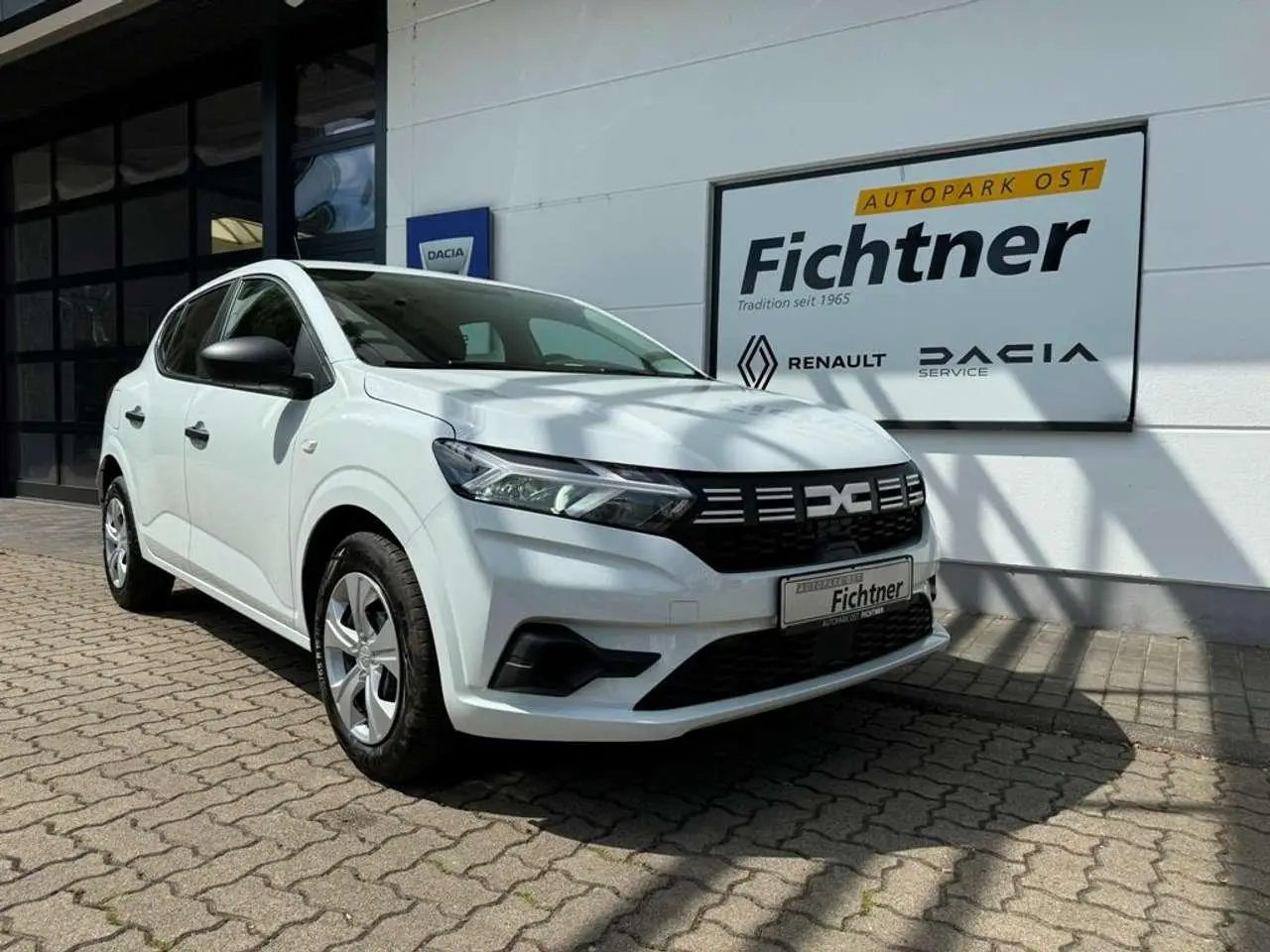 Photo 1 : Dacia Sandero 2024 Petrol