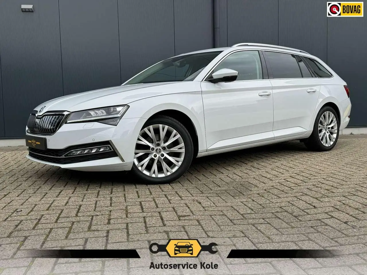 Photo 1 : Skoda Superb 2020 Hybride