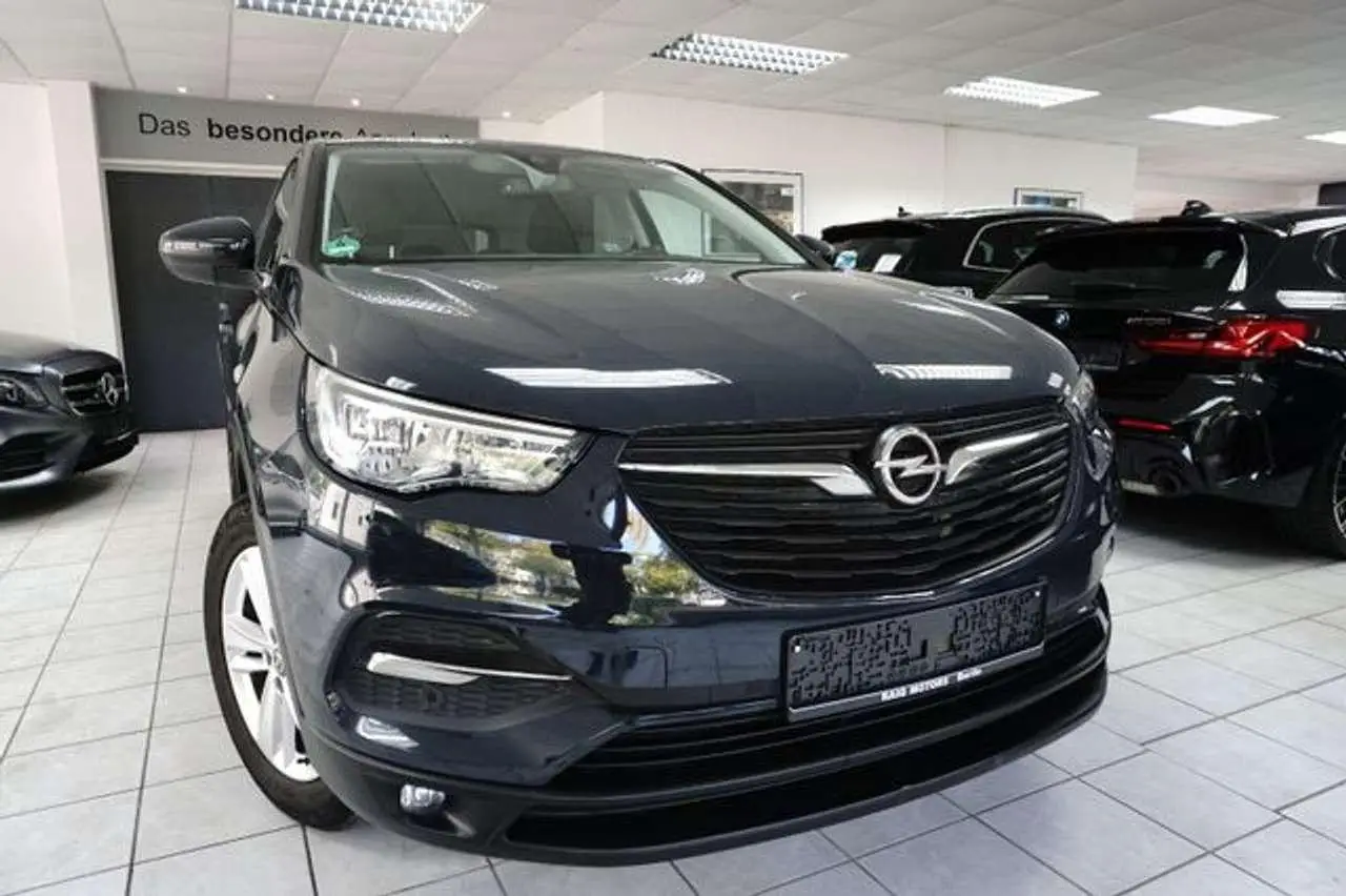 Photo 1 : Opel Grandland 2018 Petrol