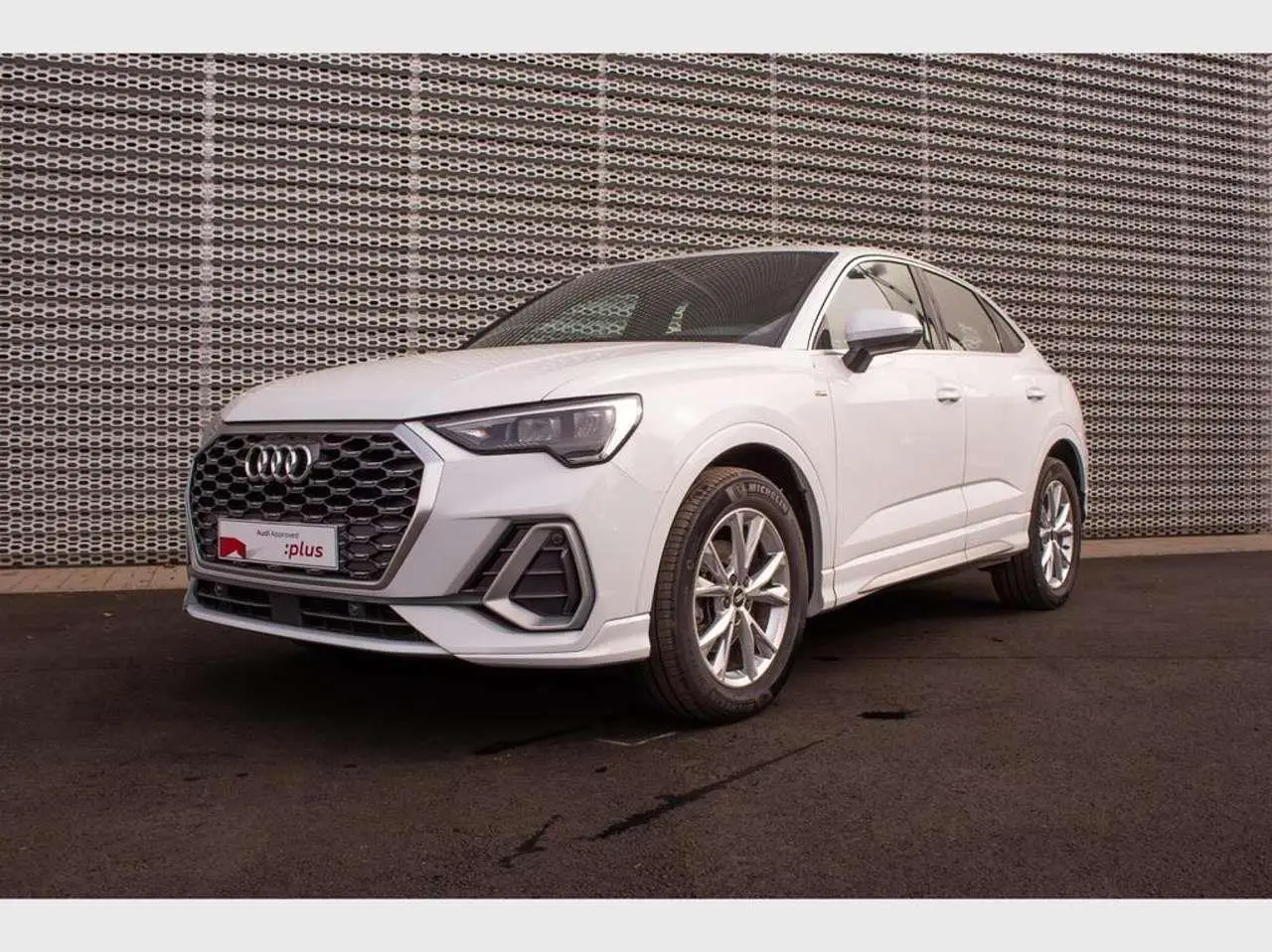 Photo 1 : Audi Q3 2021 Diesel