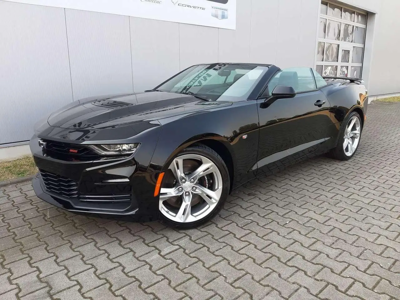 Photo 1 : Chevrolet Camaro 2024 Essence