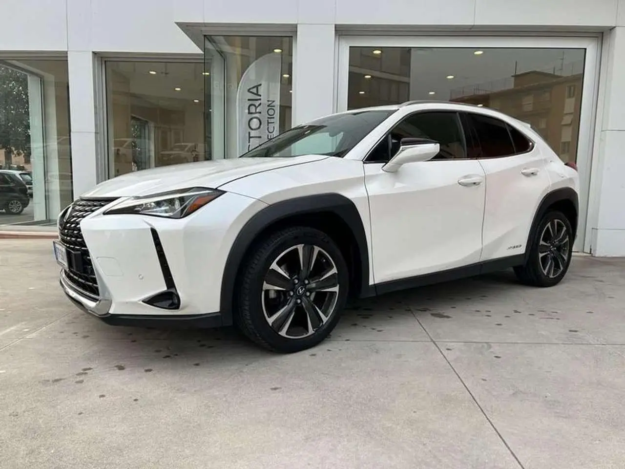 Photo 1 : Lexus Ux 2019 Hybrid