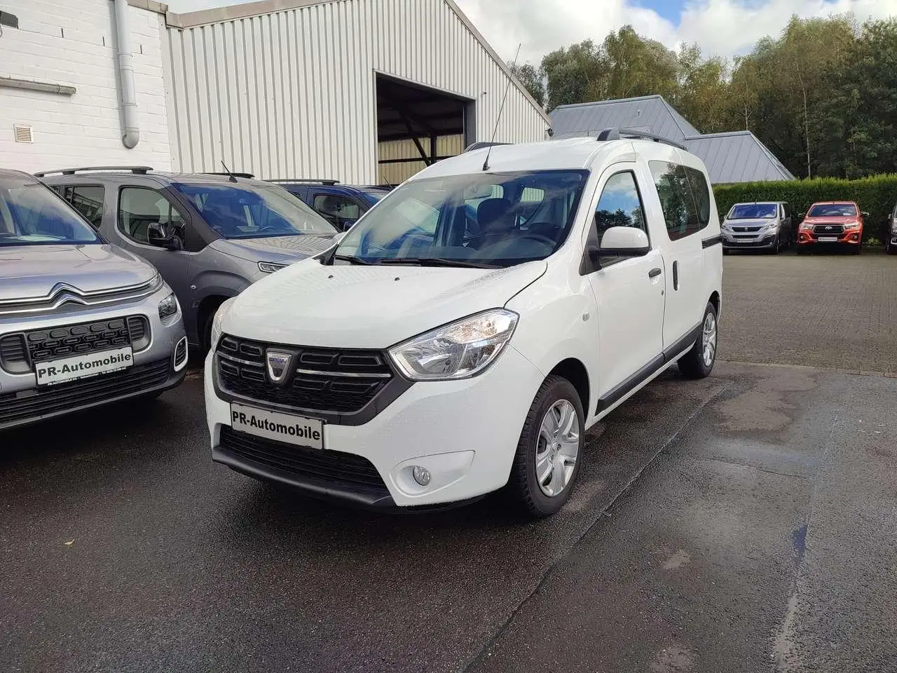 Photo 1 : Dacia Dokker 2019 Petrol