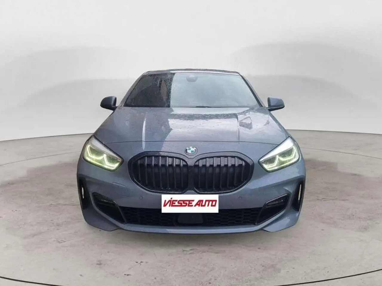 Photo 1 : Bmw Serie 1 2019 Diesel