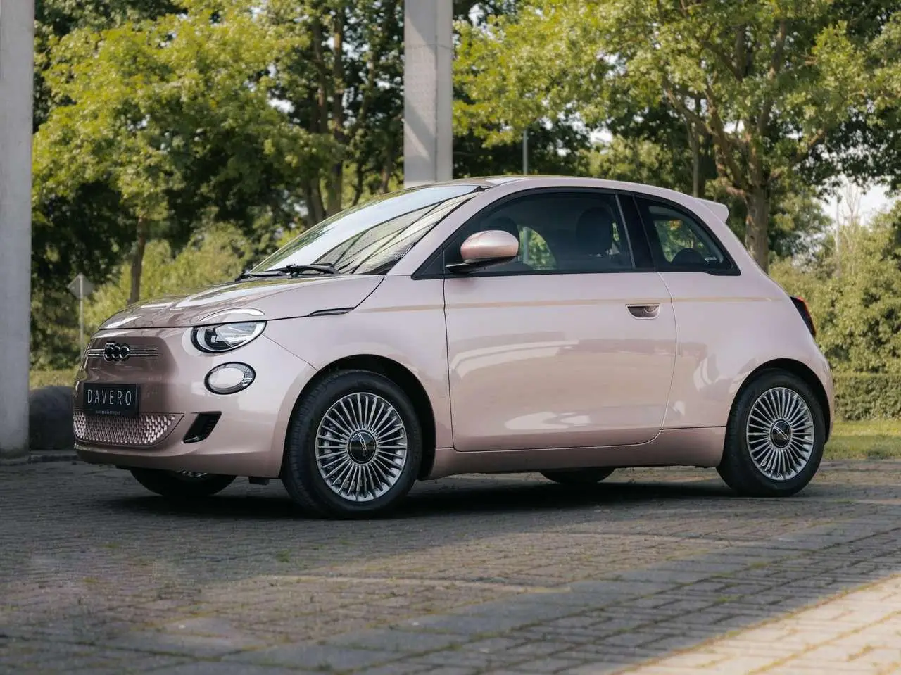 Photo 1 : Fiat 500 2022 Electric