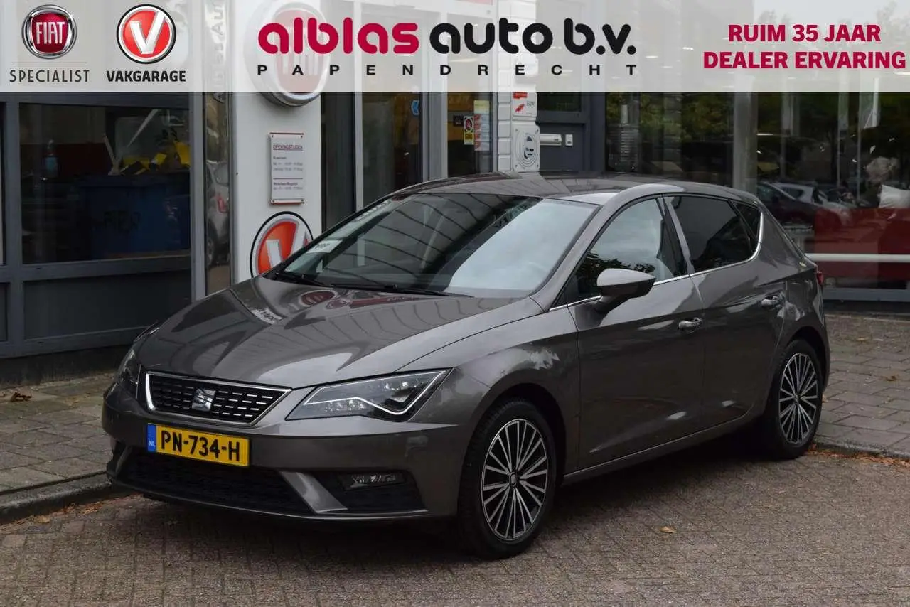 Photo 1 : Seat Leon 2018 Petrol