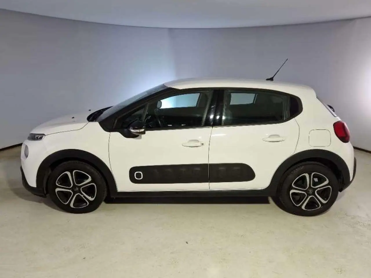 Photo 1 : Citroen C3 2017 Diesel