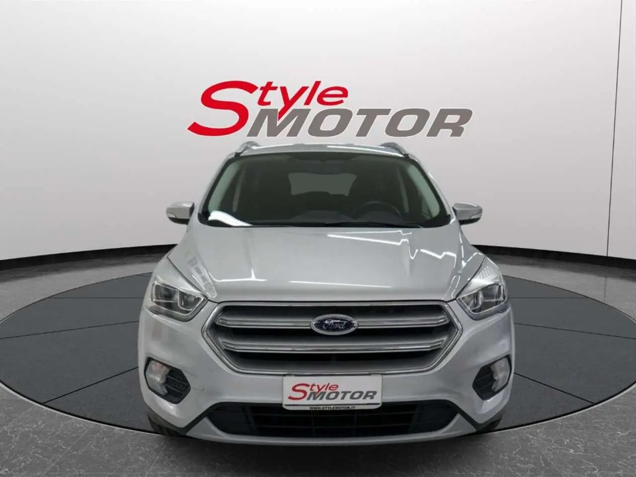 Photo 1 : Ford Kuga 2019 Diesel