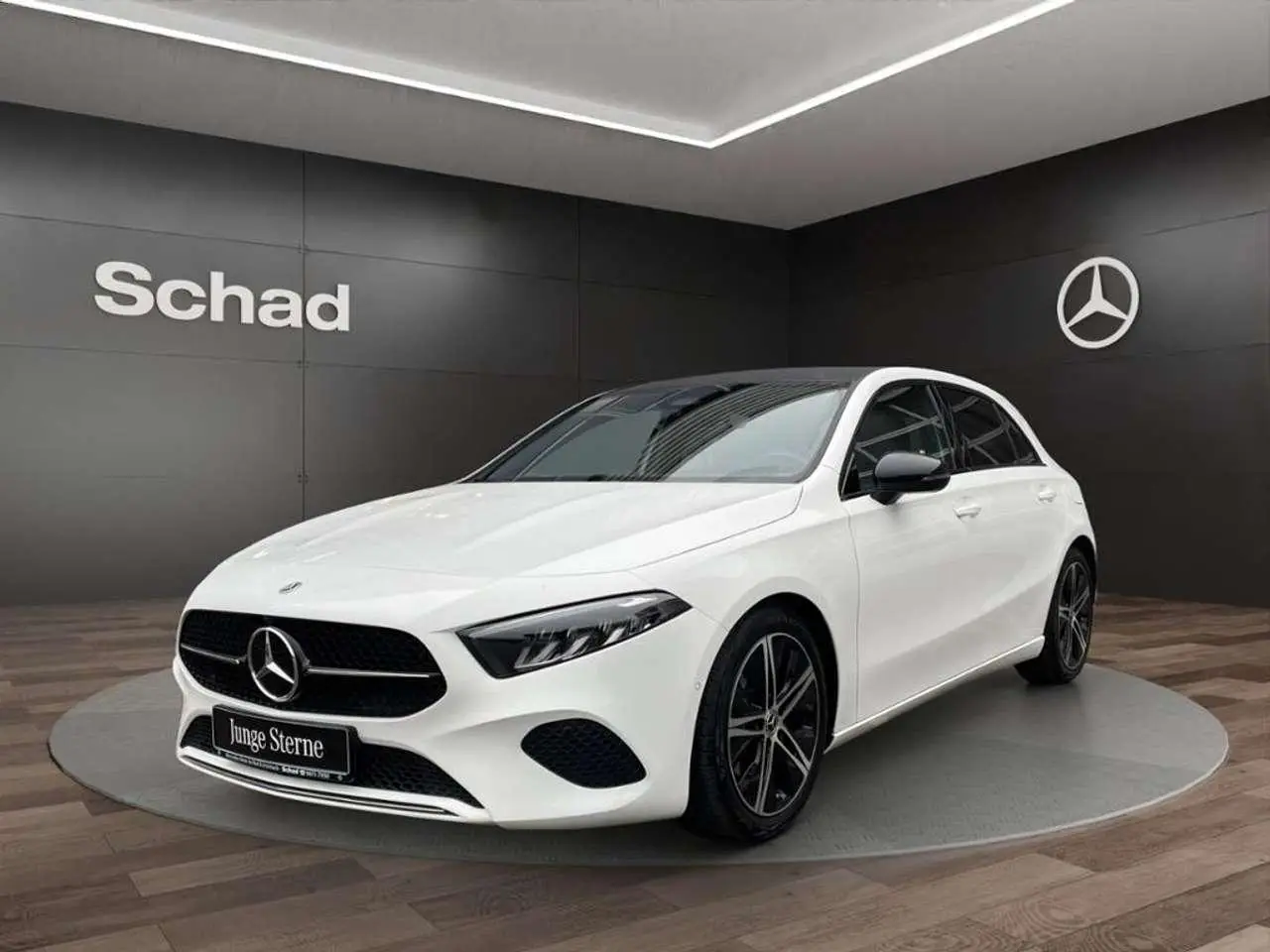 Photo 1 : Mercedes-benz Classe A 2023 Petrol