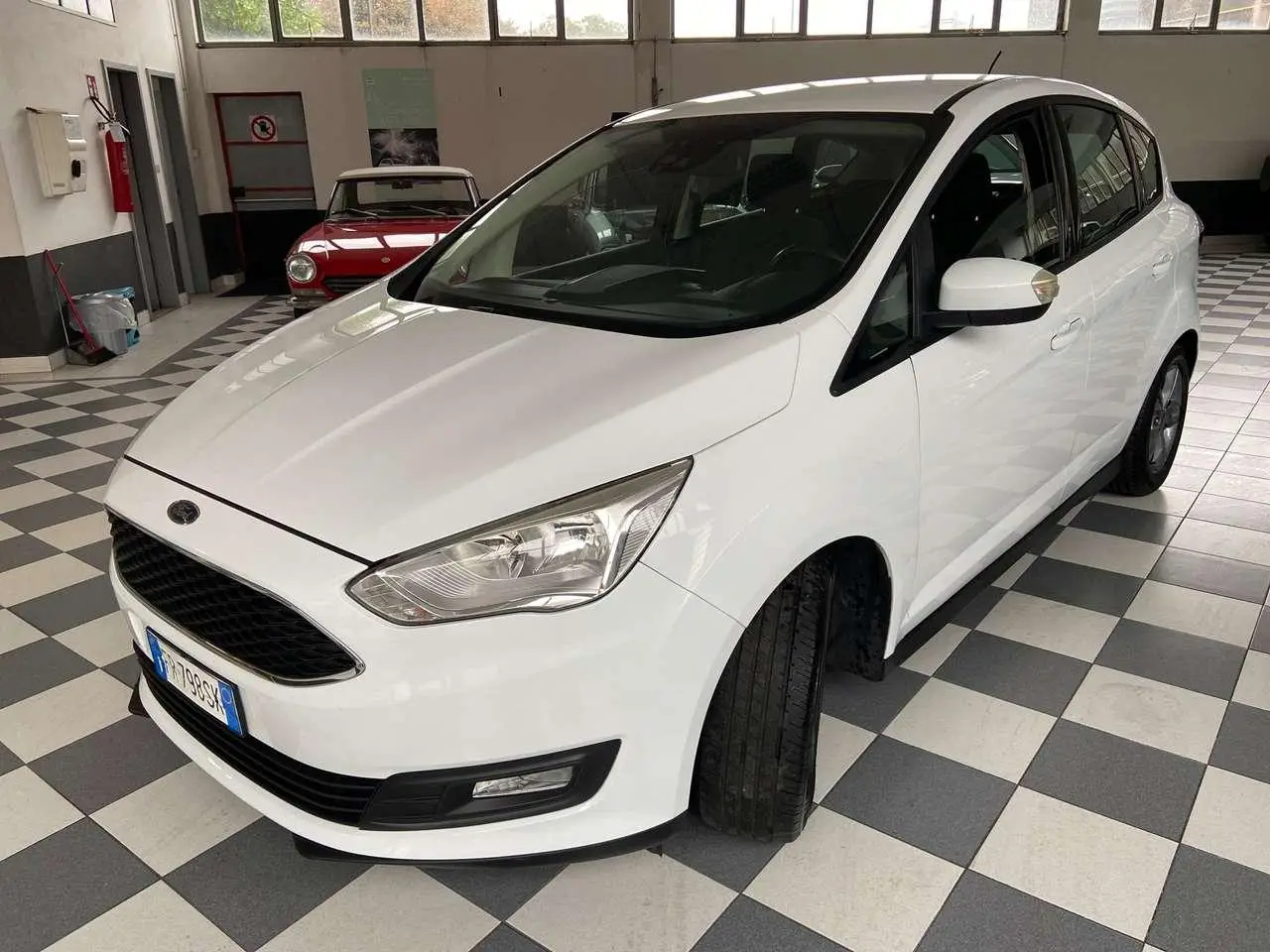 Photo 1 : Ford C-max 2018 Diesel