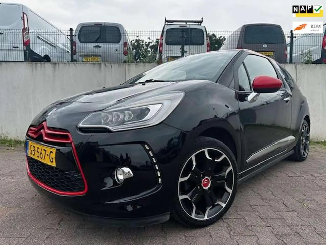 Photo 1 : Ds Automobiles Ds3 2015 Petrol