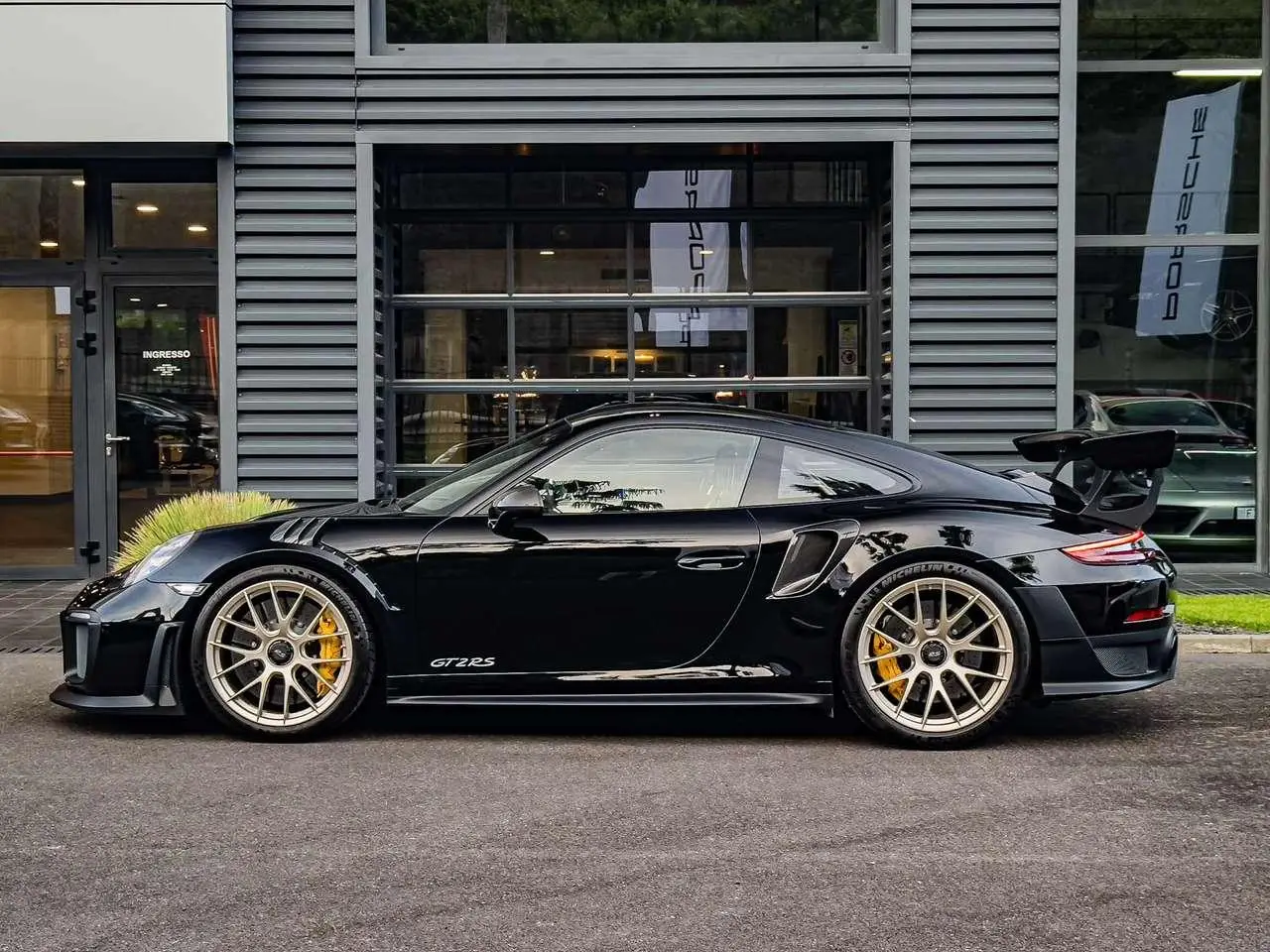 Photo 1 : Porsche 991 2018 Essence