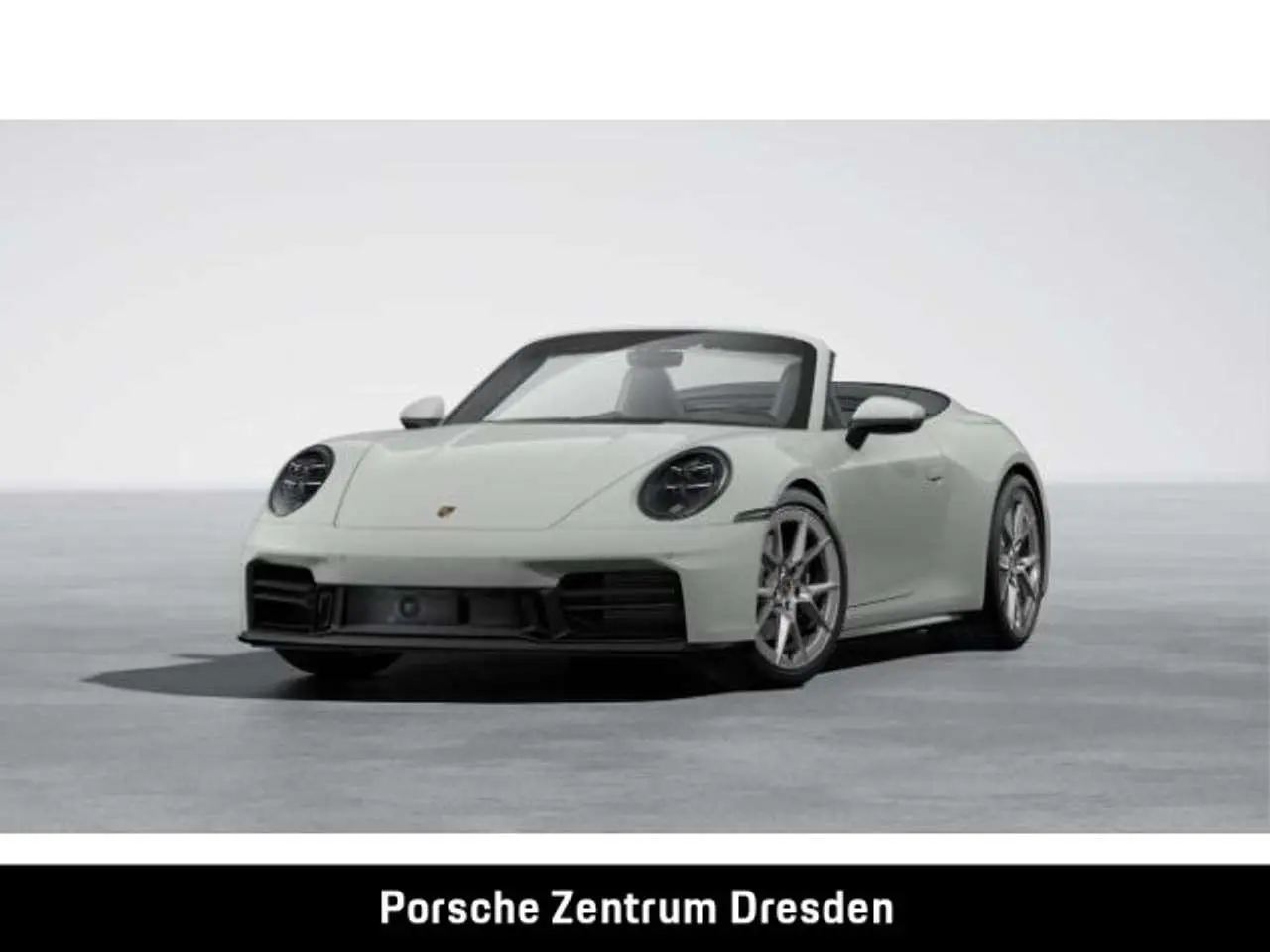 Photo 1 : Porsche 992 2024 Essence