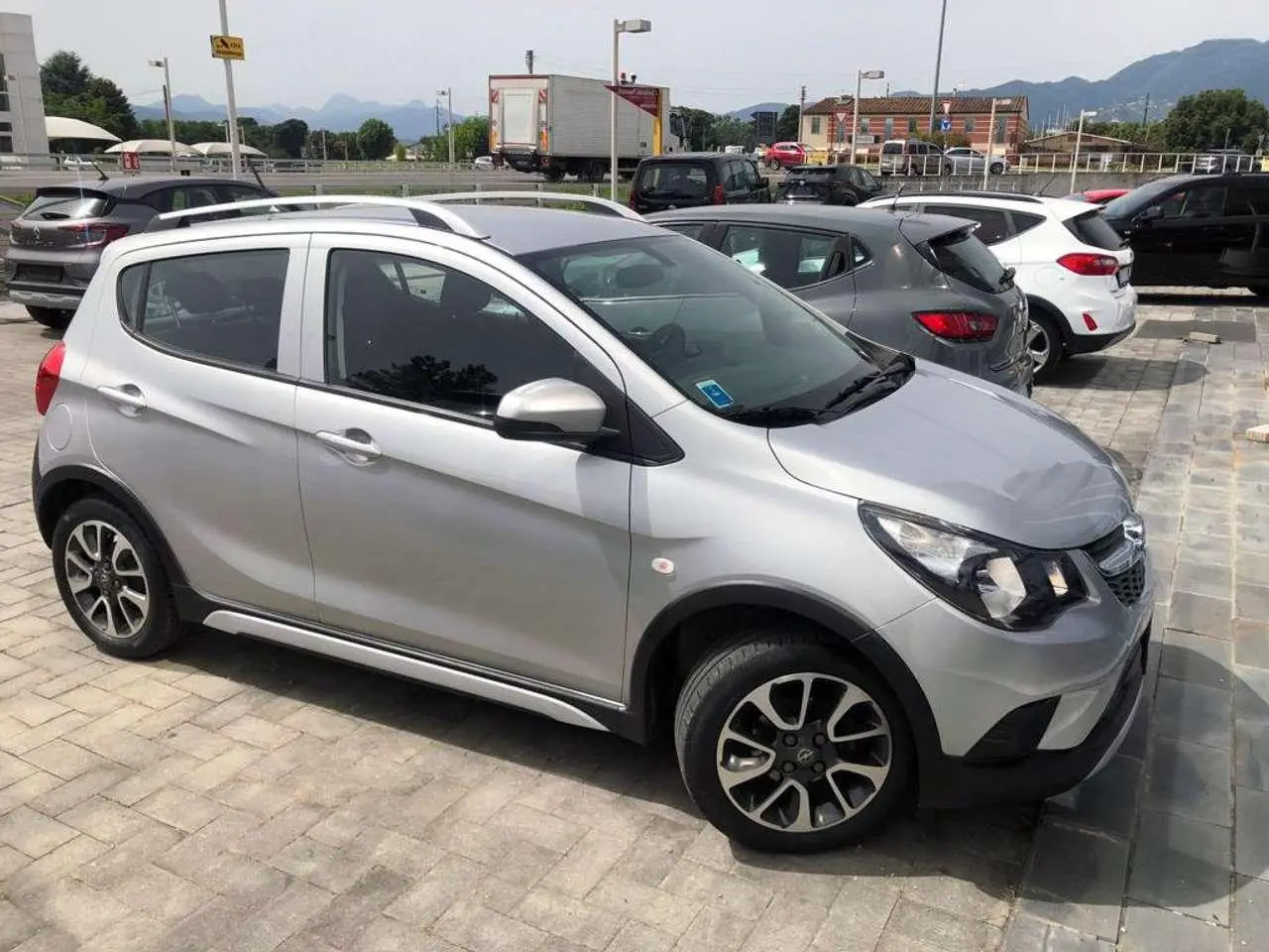 Photo 1 : Opel Karl 2018 Essence