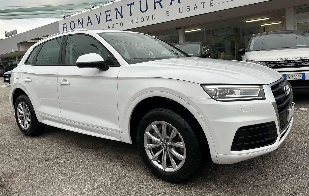 Photo 1 : Audi Q5 2018 Diesel