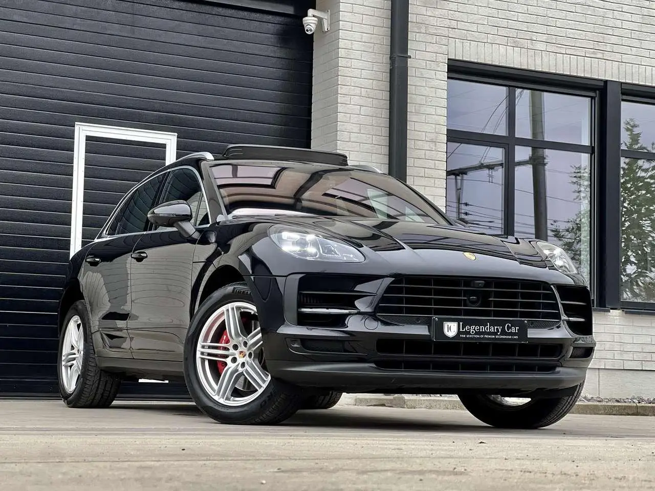 Photo 1 : Porsche Macan 2019 Essence